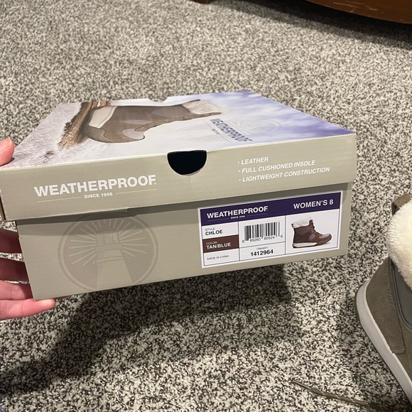 Women’s Sneaker Boot Size 8 - Picture 3 of 12